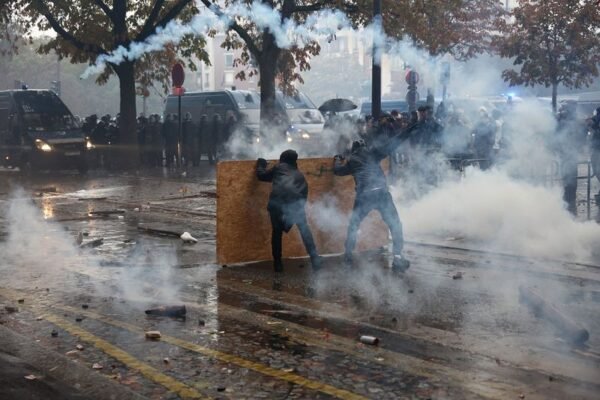 Europe Sees Large-Scale Protests Again ... Around 1,000 Arrested in France Alone