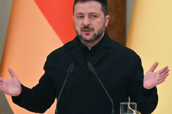 "Unworthy" And "Weak" Decision: Zelensky Slams Trump's Oil Deal With Putin
