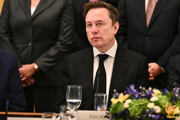 SpaceX CEO Elon Musk attends a meeting with President Donald Trump and technology executives about artificial intelligence, in the East Room of the White House in Washington, D.C., on September 29. (Photo by Kent Nishimura/AFP via Getty Images)
